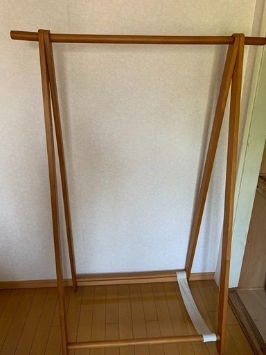 木製ハンガーラック