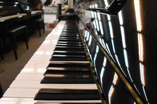 ヤマハアップライトピアノ U3M（製造番号332万台） - 1