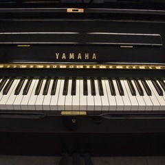 ヤマハ中古アップライトピアノ　UX（257万番台）