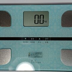 タニタ製の体重・体組成計【フィットスキャン103ブルー】