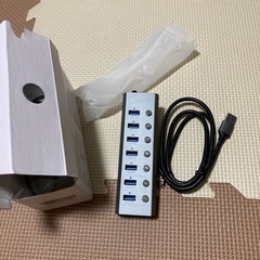 【ネット決済・配送可】新品　USBハブ　3.0