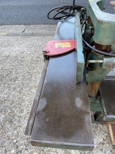 日立 160㎜ 自動かんな盤(手押兼用) F502電圧100v