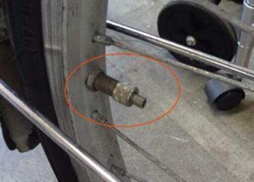 24インチ 自転車 3段切換 ママチャリ グリーン色 カギ 荷台 オート