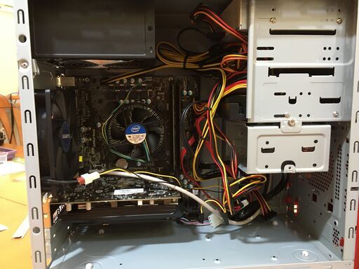 中古ゲーミングPC Win 10Home i5-3470 グラボ1G SSD120G メモリ4Gx2枚