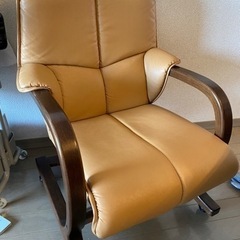 値下げ　ダイニングテーブルセット、リクライニングチェア(キャスター付)