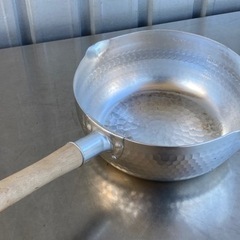 格安で！大きめ雪平鍋◇24㎝◇2000ml◇日本製 片手鍋 目盛り付き