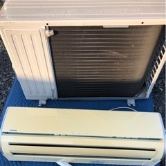 東芝　10畳用　中古冷暖房エアコン　取付込み　保証なし