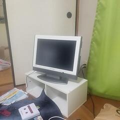 美品19型液晶テレビです