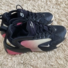 NIKE スニーカー24.5