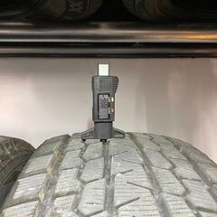 冬タイヤ　265/60R18　BY1801