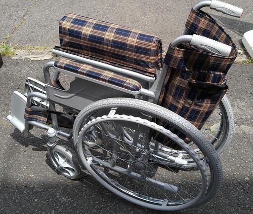 幸和　スチール製車椅子　WHSE01DC