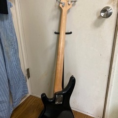 グローバージャクソンのエレキギターとモーションBのベースセット