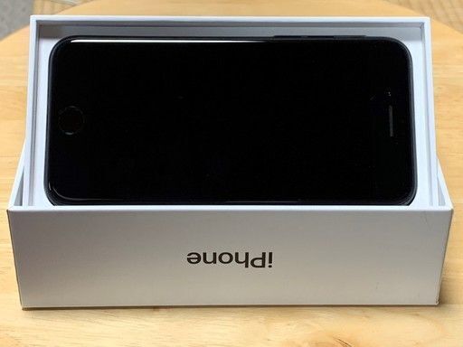 【値段相談可能】Apple iPhone 7 Black 256GB SIMフリー 中古美品, 指紋認証、防水、Apple Pay対応