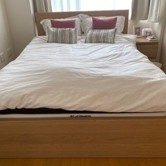 差し上げます IKEA ダブルベッド用ベッドフレーム