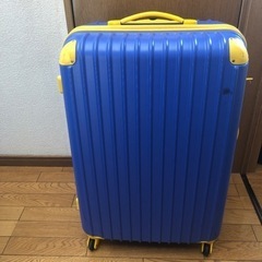 　スーツケース
