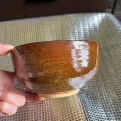 陶器手作りボール型皿　　1つ