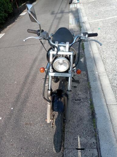 ホンダのマグナ50の不動車になります。動かないです。