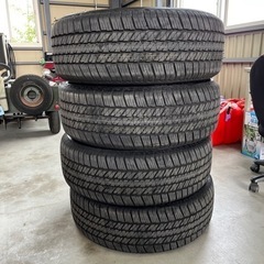 GUN125 ハイラックス　新車外し　265/60R18
