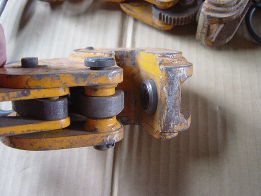 横吊り クランプ 0.5t用 2個（引き取り限定）