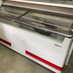 アイスクリーム販売用ショーケース　陳列台？あり　