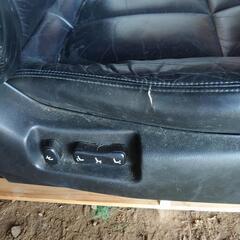 シート　純正本皮シート？