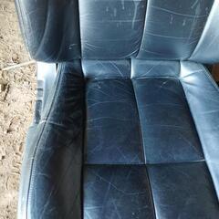 シート　純正本皮シート？