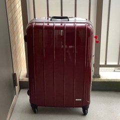 一週間用サイズのスーツケースをお譲りします