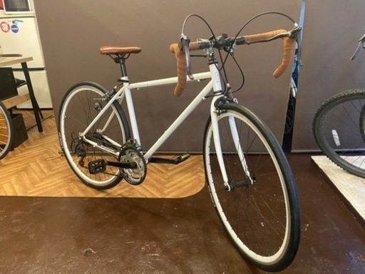 タイヤ新品！【FELT】ZW ロードバイク 700c