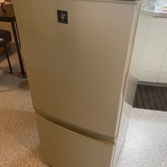 シャープ製冷蔵庫 SJ-PD14T-N 2011年製