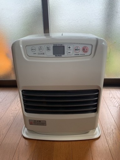 【取引終了】ダイニチ製　石油ファンヒーター　2014年製　6畳用美品！