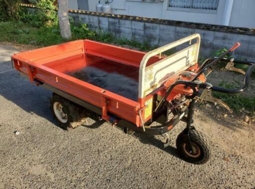 カワシマ製の農業運搬車です