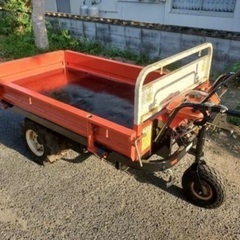 カワシマ製の農業運搬車です