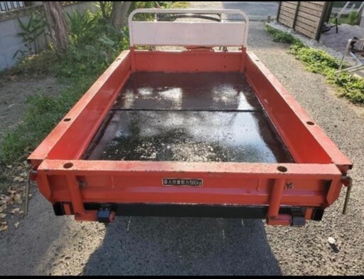 カワシマ製の農業運搬車です