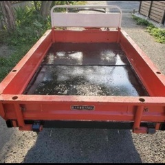 カワシマ製の農業運搬車です