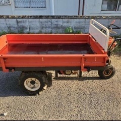 カワシマ製の農業運搬車です