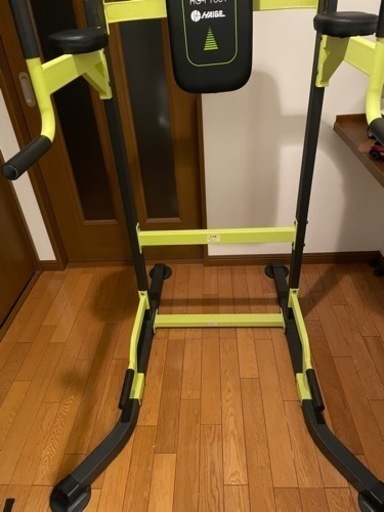ぶら下がり健康器（懸垂マシン）プラップバー チンニング