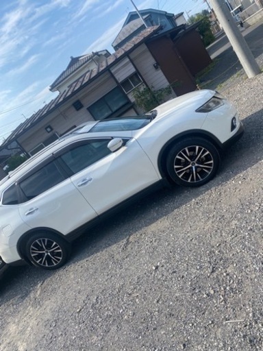 日産　エクストレイル
