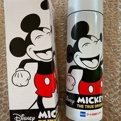 新品ミッキーマウス水筒