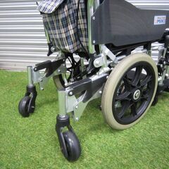 中古】 車椅子 MIKI ノーパンクタイヤ 6輪