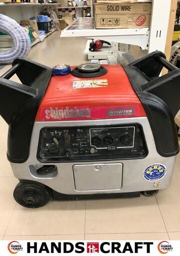 ✨新ダイワ　インバーター発電機　IEG2800M　中古品✨うるま市田場✨
