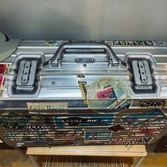 リモア　スーツケース　機内持ち込みサイズ　早い者勝ち