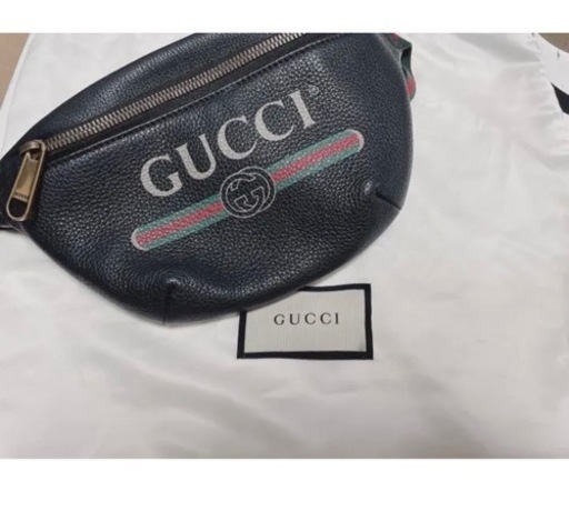 美品　GUCCI ヴィンテージロゴプリントバッグ
