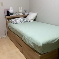 収納付きベッドフレーム、マットレス付き(カバー別)