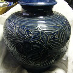 藍色大型花弁紋様花瓶直径４０㎝高さ４７ｃｍ高知市近辺無料配達