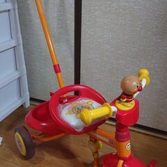 アンパンマンの三輪車