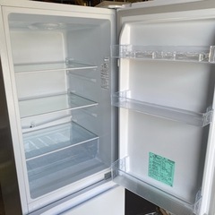 【C2-607】Hisense ノンフロン冷凍冷蔵庫 175L 2021年製 HR-D1701W