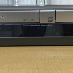 【中古】東芝 DVDプレーヤー＋VHSビデオ一体型デッキ D-V...