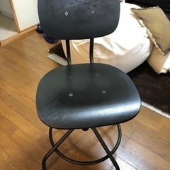 IKEA 回転椅子　黒