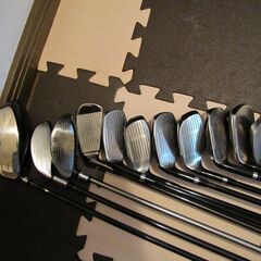 新品たらこ型アイアン、キャディバック付ゴルフクラブ一式 新品たらこ型アイアン、キャディバック付ゴルフクラブ一式