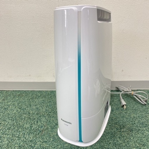 Amazon | パナソニック 衣類乾燥除湿機 ハイブリッド方式 パワフル＆スピード衣類乾燥 ニオイの原因菌を除菌 ナノイーX48兆  部屋干し臭脱臭スピード4倍(従来比) F-YHX200B-W | パナソニック(Panasonic) | 除湿機